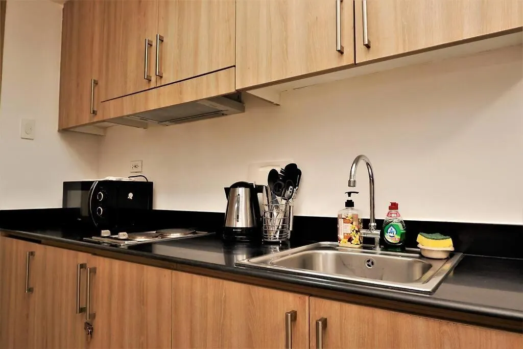 Pasay Moa 1257 Twin Bed Staycation Near Naia Airport Filippinerne